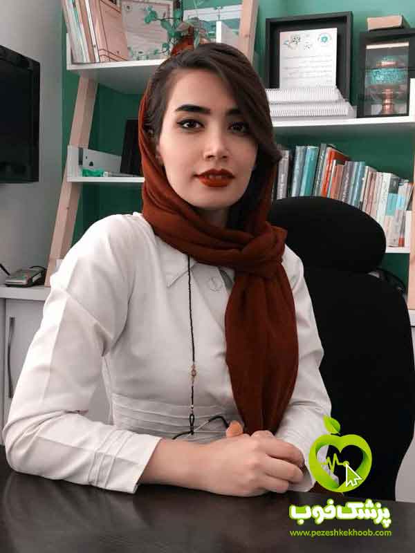 حوریه فارسی - متخصص توانبخشی