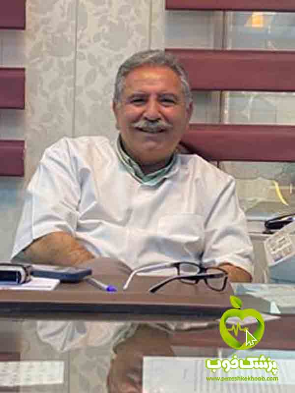 دکتر منوچهر احمدپور - دندانپزشک