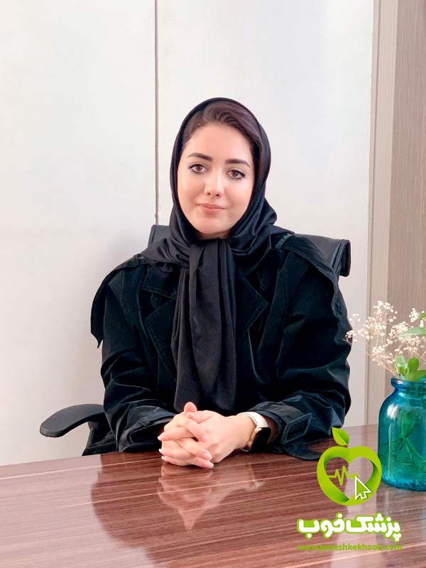 مرجان اکبری - مشاور، روانشناس
