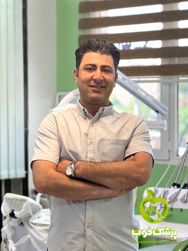 دکتر میراحمد موسوی - دندانپزشک