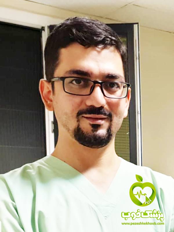 دکتر محمد عادلی - دندانپزشک